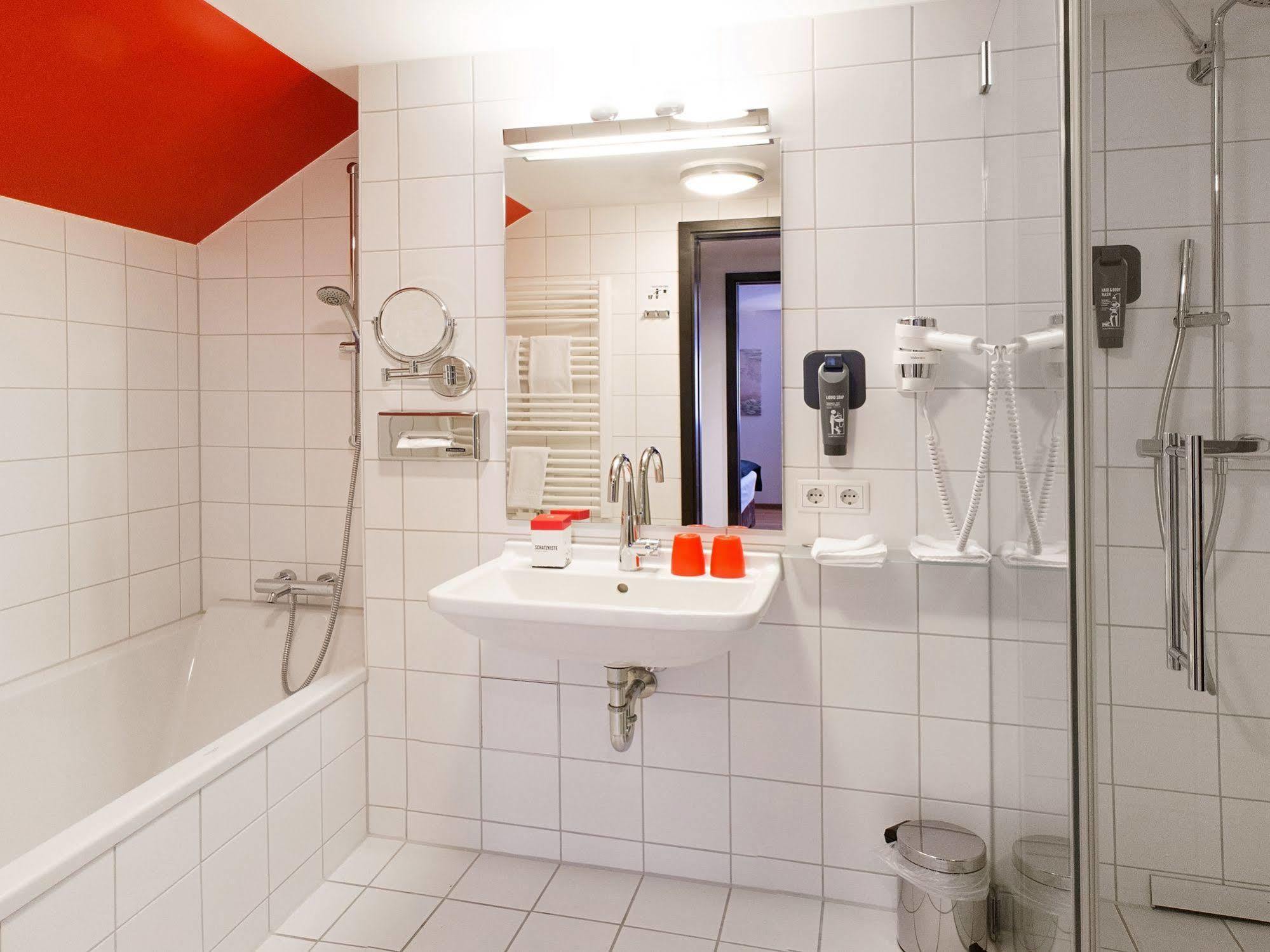 Dormero Hotel קלהיים מראה חיצוני תמונה